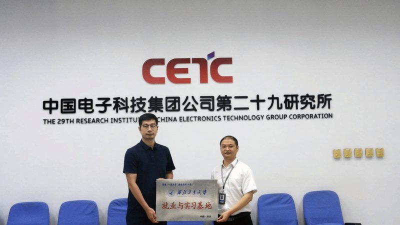 PCB电路板生产流程揭秘：从设计到成品的关键步骤
